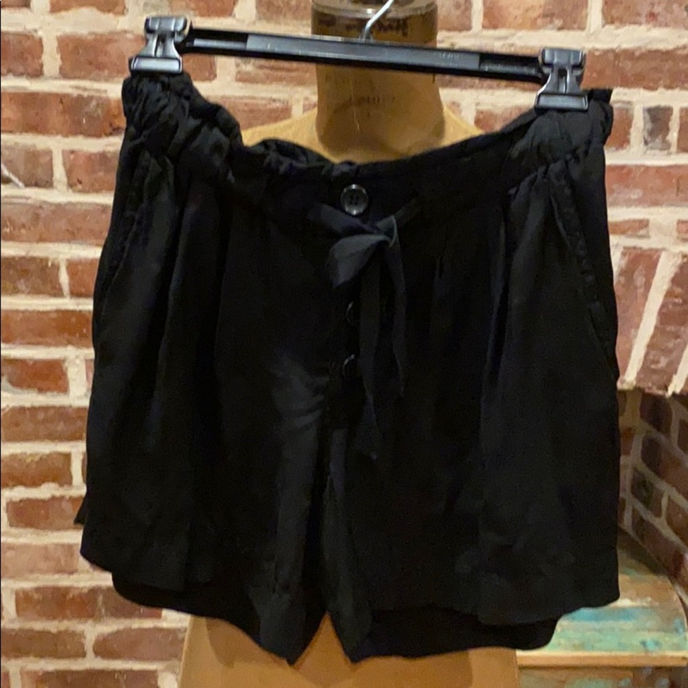 Joe’s Jeans paper bag waist shorts size 27